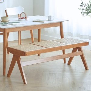 Banca premium Urban Retreat, Homedit