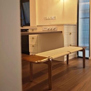 Banca premium din lemn masiv de frasin Yamask, 160x43x42 cm