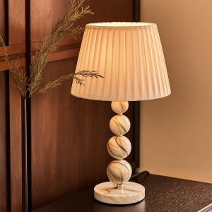 Lampă de birou Rood din marmură Arabescato Corchia cu abajur textil – Homedit