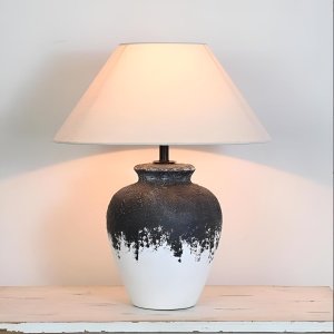 Lampa de masă Crown din ceramică cu abajur textil | Homedit