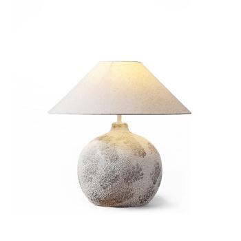 Lampă ceramică Mark cu abajur textil – iluminat decorativ| HOMEDIT