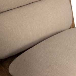 Fotoliu Dorcas din lemn masiv de salcâm și material bouclé – Design modern și elegant | Homedit Fotoliu Dorcas din lemn masiv de salcâm și material bouclé – Design modern și elegant | Homedit