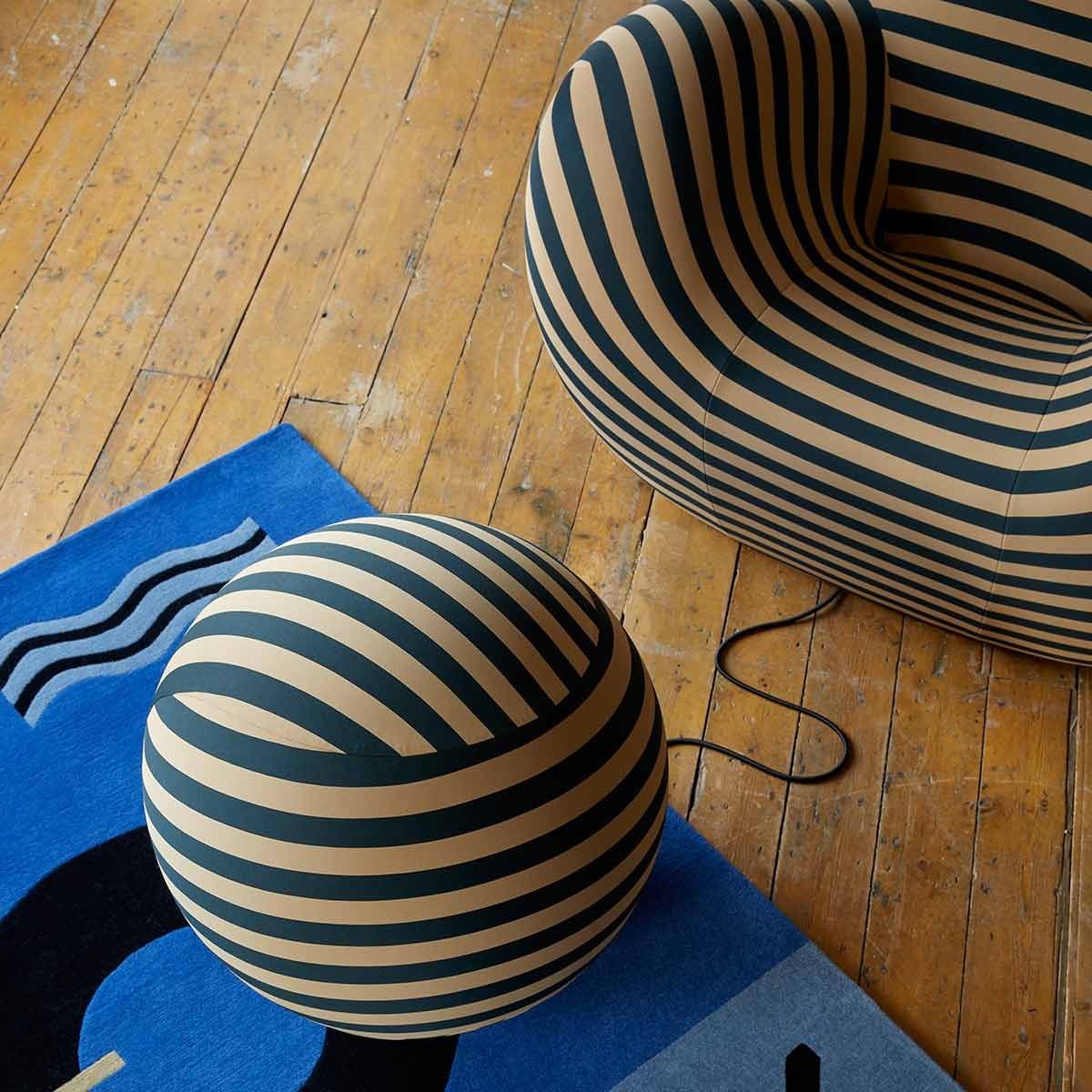 Fotoliu premium Mama Bear, Homedit - Image 13